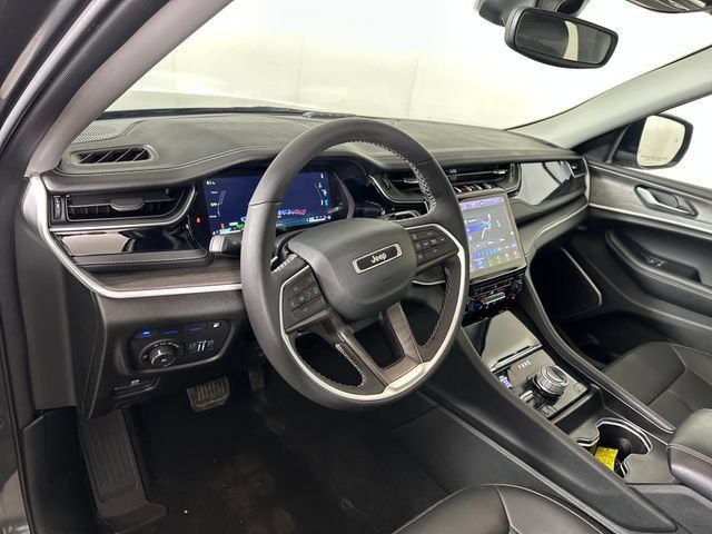 Used 2024 Jeep Grand Cherokee Limited 4xe AWD/4WD image 15