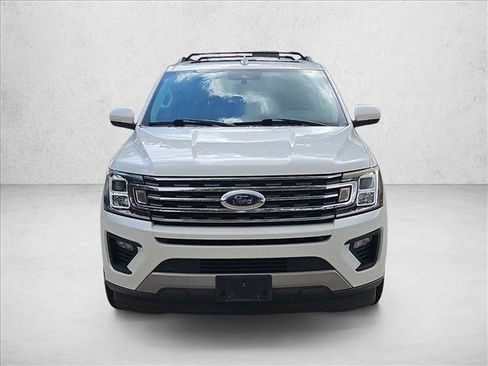 Used 2020 Ford Expedition XLT w/ Equipment Group 202A RWD image 2