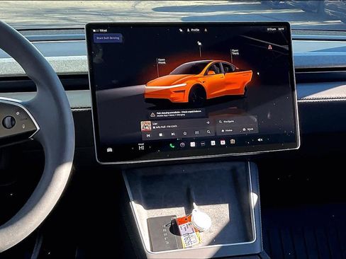 Used 2026 Tesla Model Y AWD image 9