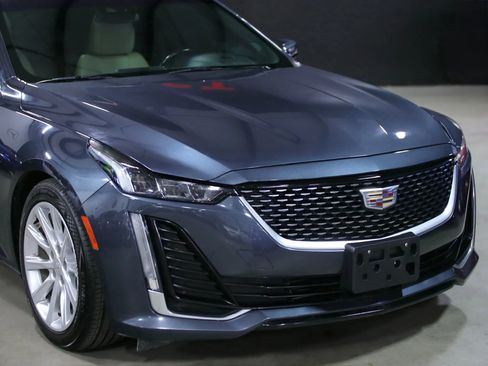 Used 2021 Cadillac CT5 Luxury w/ Sun And Sound Package image 2