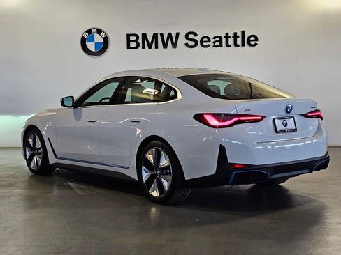 Used 2023 BMW i4 eDrive35 RWD image 4