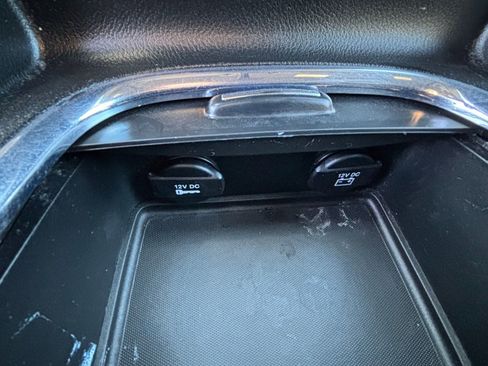 Used 2018 Dodge Grand Caravan GT image 18