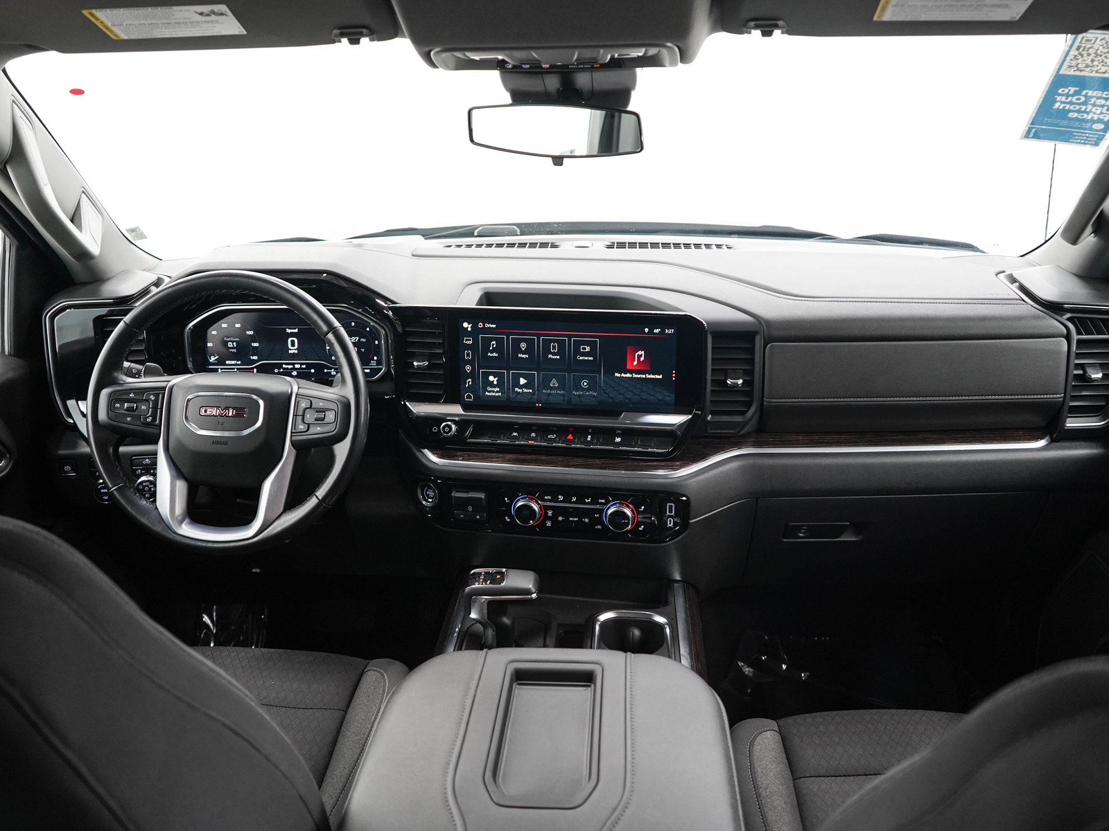 Used 2022 GMC Sierra 1500 Elevation w/ LPO, Elevation Black Package AWD/4WD image 13