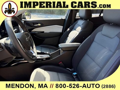 New 2026 Chevrolet Trax LT w/ Driver Confidence Package FWD image 33