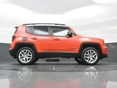 Used 2021 Jeep Renegade Latitude AWD/4WD image 29