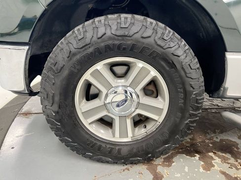 Used 2013 Ford F150 XLT w/ Mid Equipment Group RWD image 24
