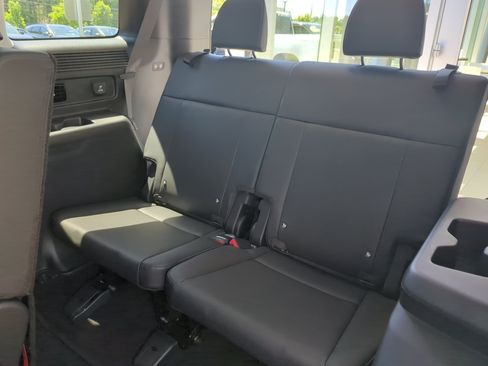 Certified 2025 Hyundai Santa Fe XRT AWD/4WD image 30