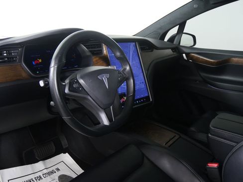 Used 2021 Tesla Model X Long Range image 12
