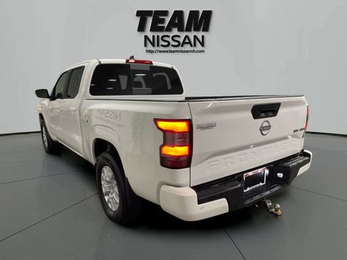 Used 2024 Nissan Frontier SV w/ Technology Package image 4
