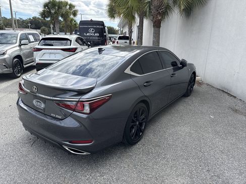Used 2024 Lexus ES 350 F Sport image 3