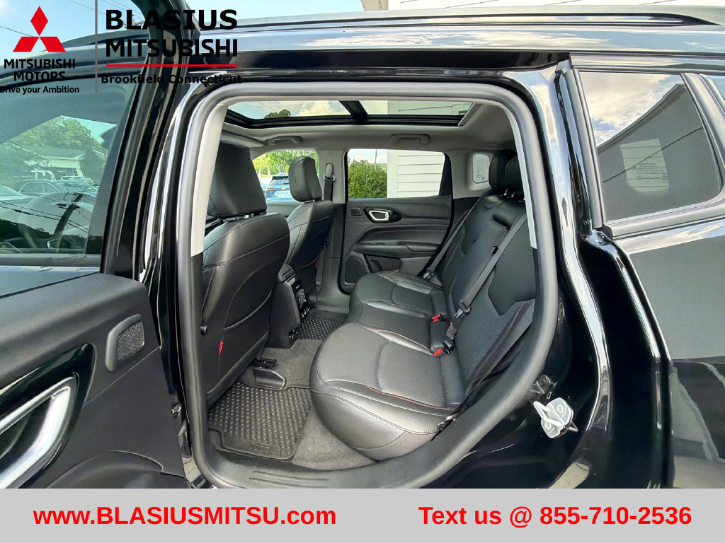 Used 2022 Jeep Compass Trailhawk w/ Trailhawk Elite Group AWD/4WD image 48