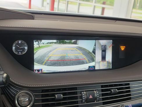 Used 2020 Lexus LS 500 w/ Interior Upgrade Package RWD image 14