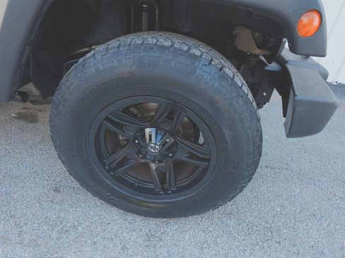 Used 2016 Jeep Wrangler Unlimited Sport w/ Trailer Tow Group image 36