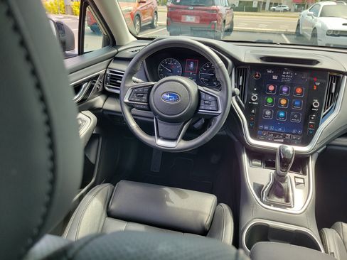 Certified 2024 Subaru Outback Touring AWD/4WD image 17