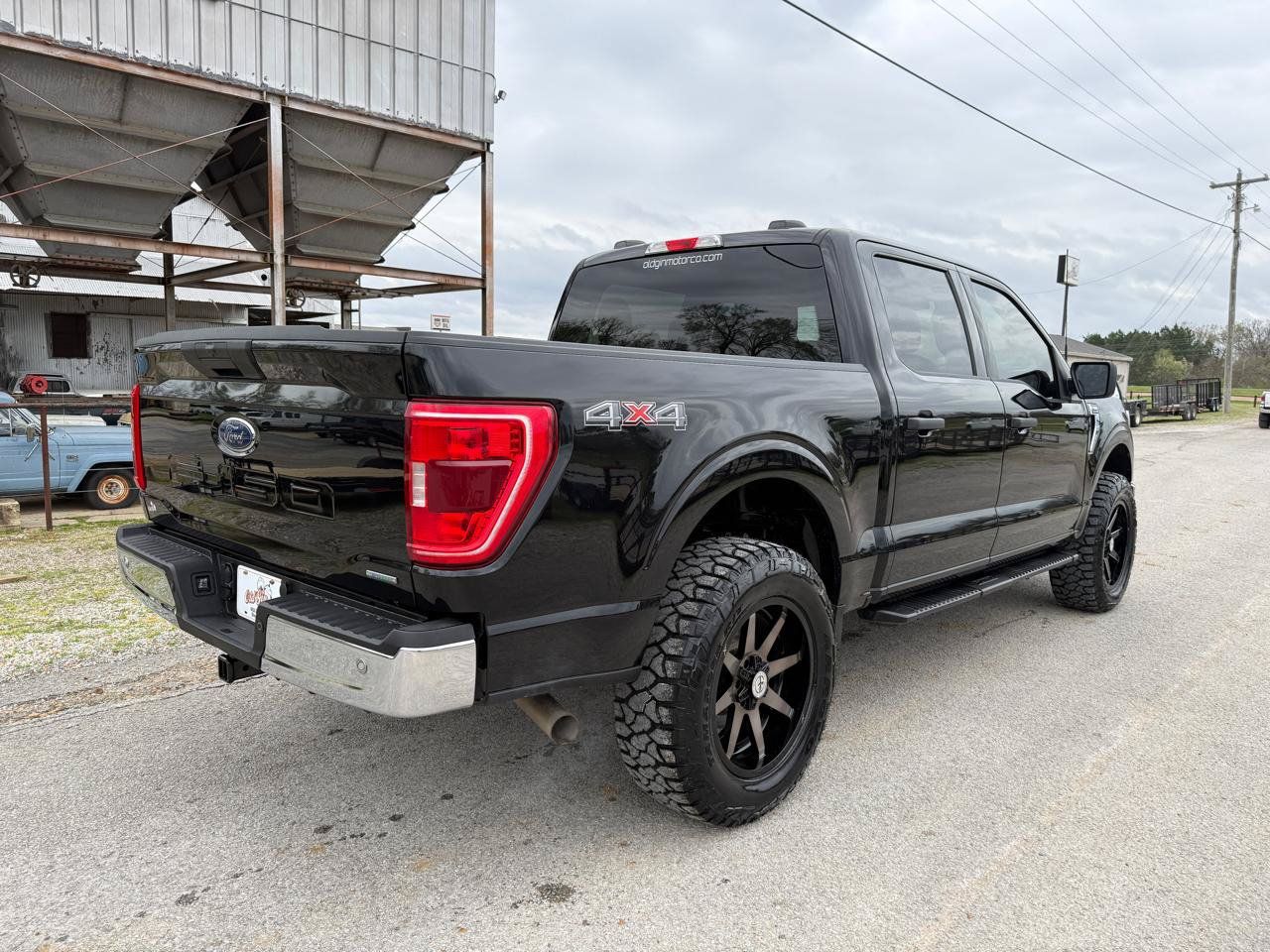 Used 2022 Ford F150 XLT w/ Equipment Group 301A Mid AWD/4WD image 6