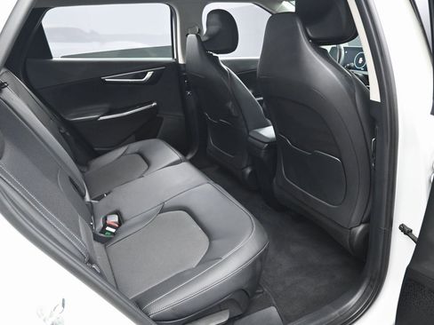 Used 2024 Kia EV6 Light image 27