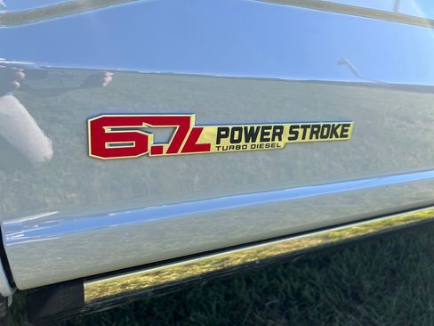 New 2026 Ford F250 Platinum image 55