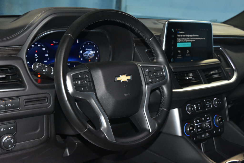 Used 2024 Chevrolet Tahoe LT AWD/4WD image 2