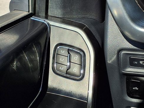 Used 2023 Ford F150 Lariat w/ Equipment Group 502A High image 41