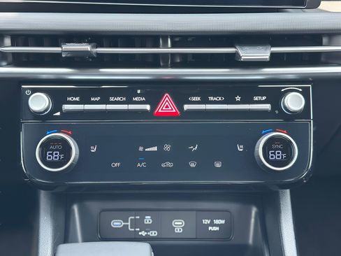 Used 2025 Hyundai Santa Cruz SEL image 15