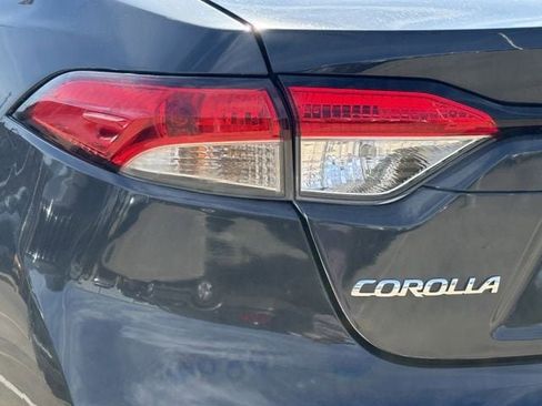 Used 2024 Toyota Corolla LE FWD image 6