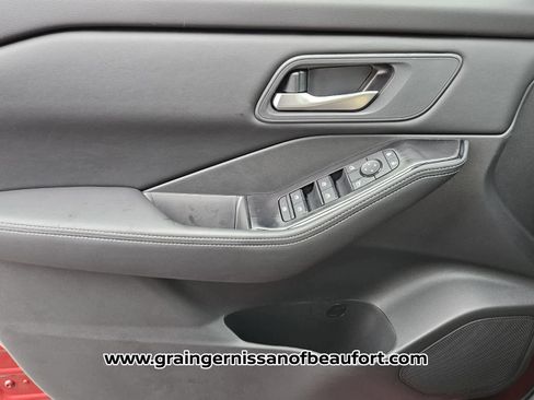 New 2026 Nissan Rogue SV image 15