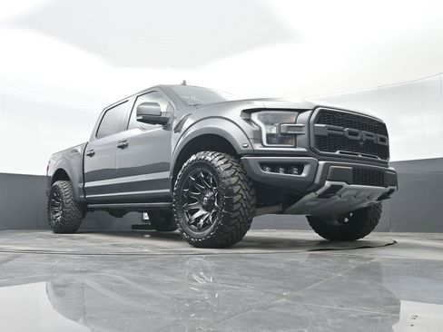 Used 2019 Ford F150 Raptor w/ Equipment Group 802A Luxury image 44