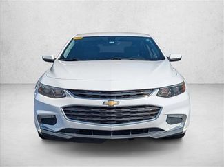 Used 2018 Chevrolet Malibu LT w/ Leather Package video 3