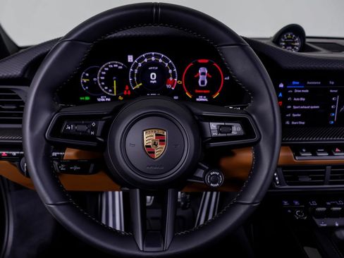 Used 2026 Porsche 911 GT3 RWD image 8