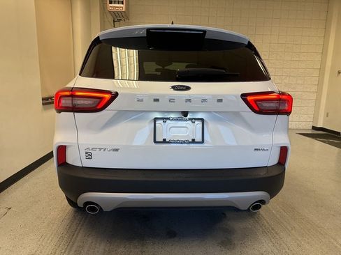 New 2026 Ford Escape Active w/ Cold Weather Package AWD/4WD image 18