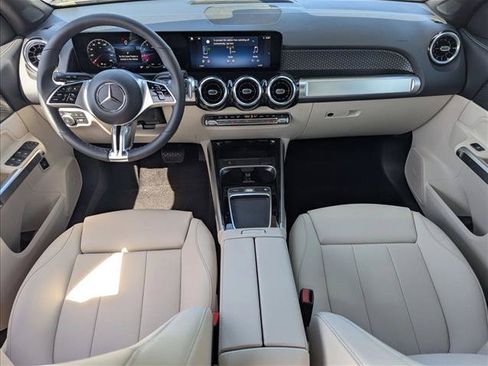 Used 2026 Mercedes-Benz GLB 250 image 13