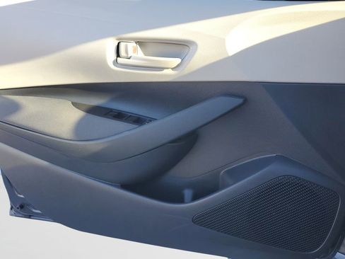 Certified 2025 Toyota Corolla LE image 24