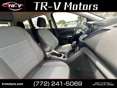 Used 2014 Ford Escape SE w/ Equipment Group 201A FWD image 16