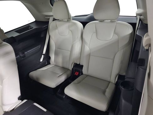 Used 2020 Volvo XC90 T5 Momentum AWD/4WD image 30