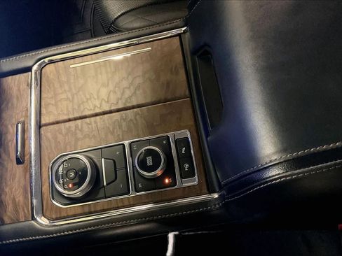 Used 2020 Ford Expedition Max Platinum image 15