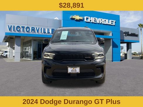Used 2024 Dodge Durango GT image 2