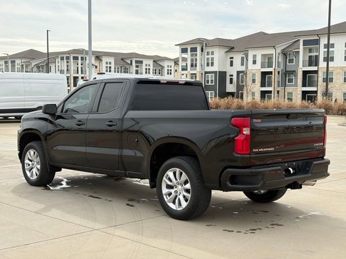 Used 2020 Chevrolet Silverado 1500 Custom w/ Custom Value Package image 5