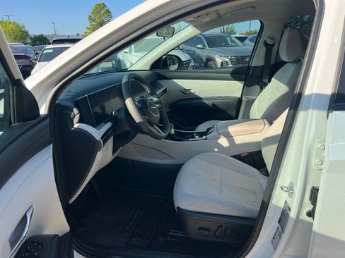 Used 2025 Hyundai Tucson SEL FWD image 21