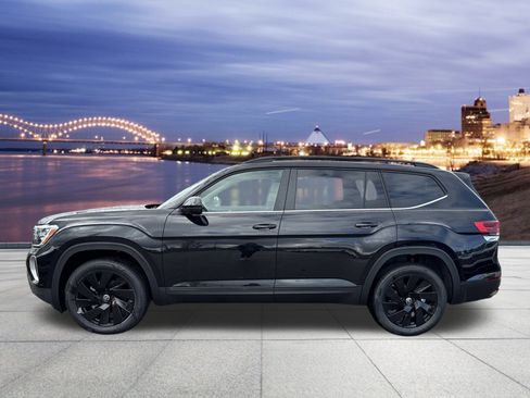 New 2026 Volkswagen Atlas SE image 2