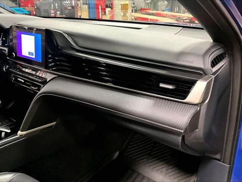 Certified 2025 Toyota Camry SE image 18