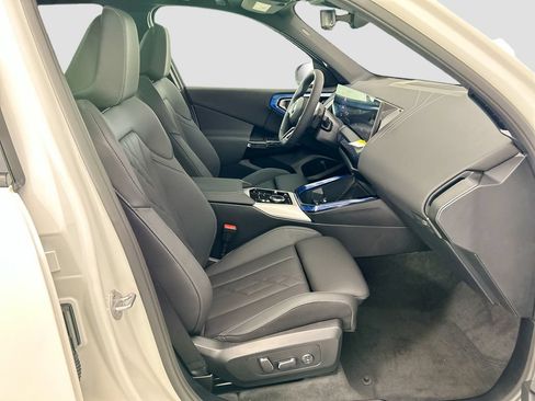 New 2026 BMW X3 xDrive30i w/ M Sport Package AWD/4WD image 19