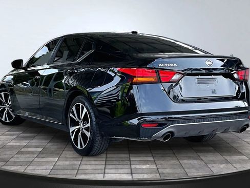 Used 2020 Nissan Altima 2.5 SR FWD image 4