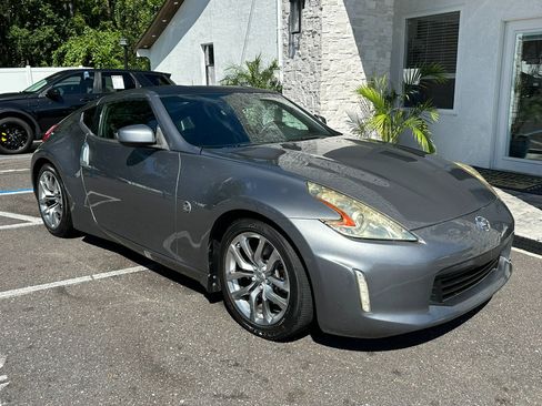 Used 2013 Nissan 370Z Coupe image 21