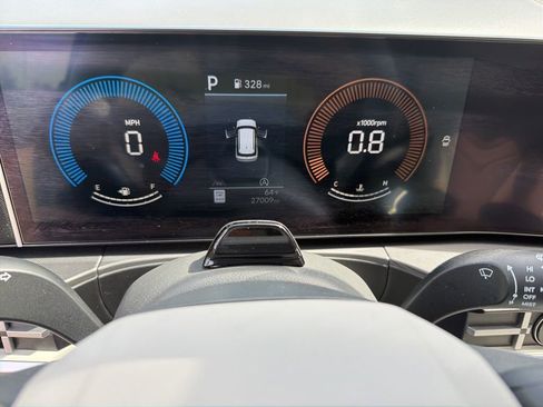 Used 2025 Hyundai Santa Fe SEL image 30