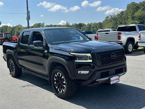 Used 2023 Nissan Frontier PRO-4X w/ Pro Convenience Package image 2