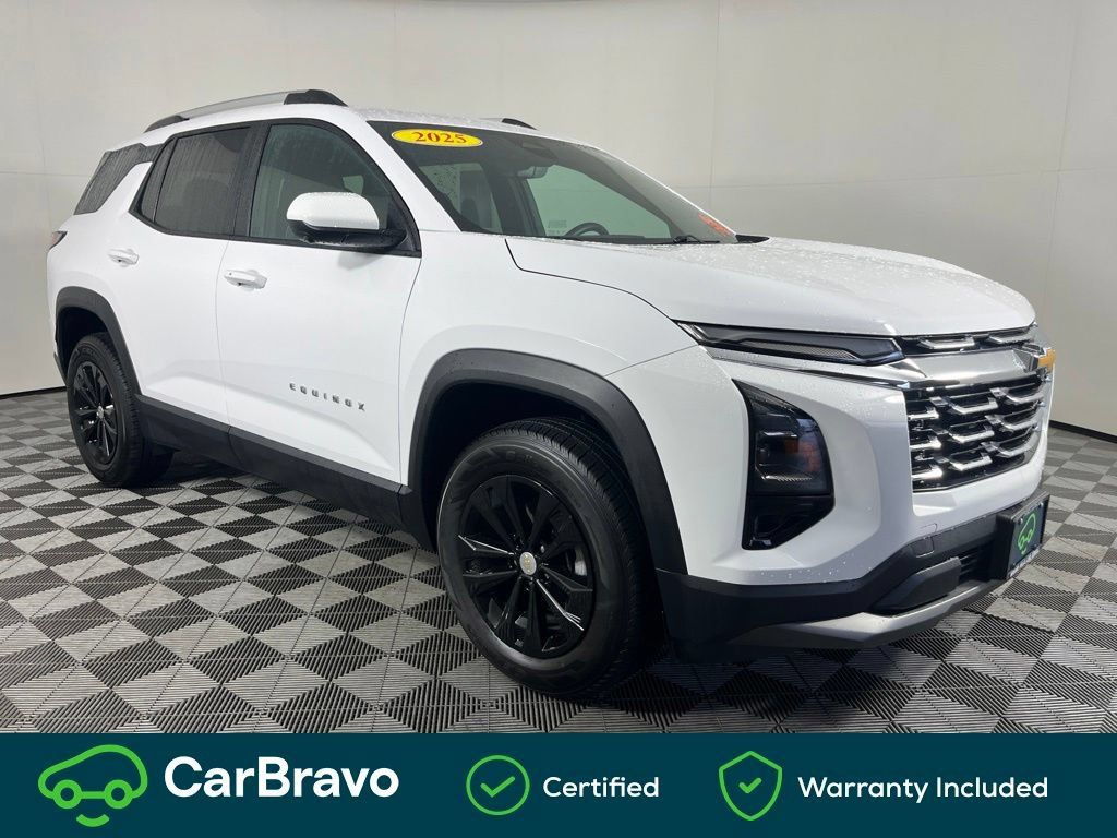 Used 2025 Chevrolet Equinox LT w/ Convenience Package II AWD/4WD image 1