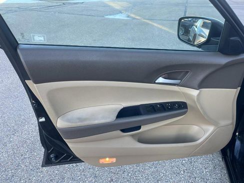Used 2010 Honda Accord LX image 14
