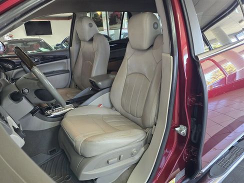 Used 2015 Buick Enclave Leather image 9