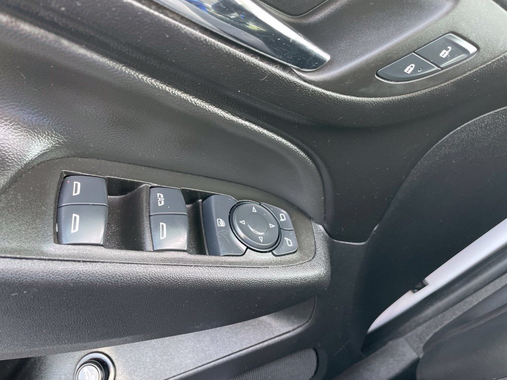 Used 2024 Chevrolet Equinox LT AWD/4WD image 17