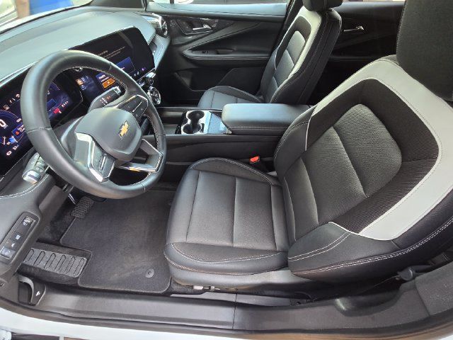 Used 2024 Chevrolet Blazer EV LT AWD/4WD image 18
